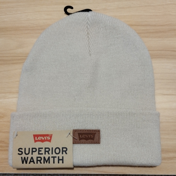 Levi's Beige Knit Beanie Adult One Size Fits Most NWT - Picture 1 of 3